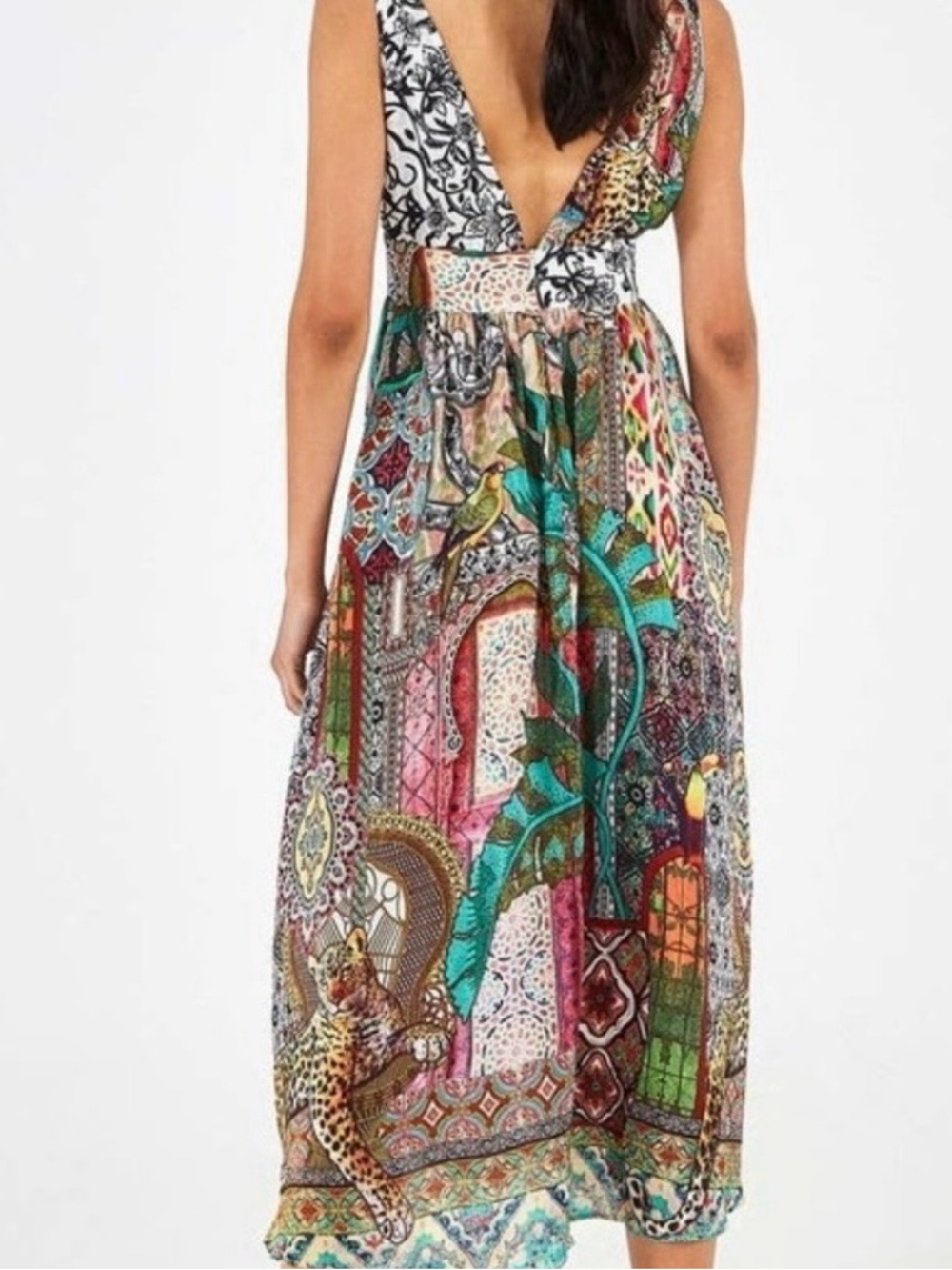 FARM Rio Multicolor Printed Maxi Dress with Deep V - Picture 2 of 4